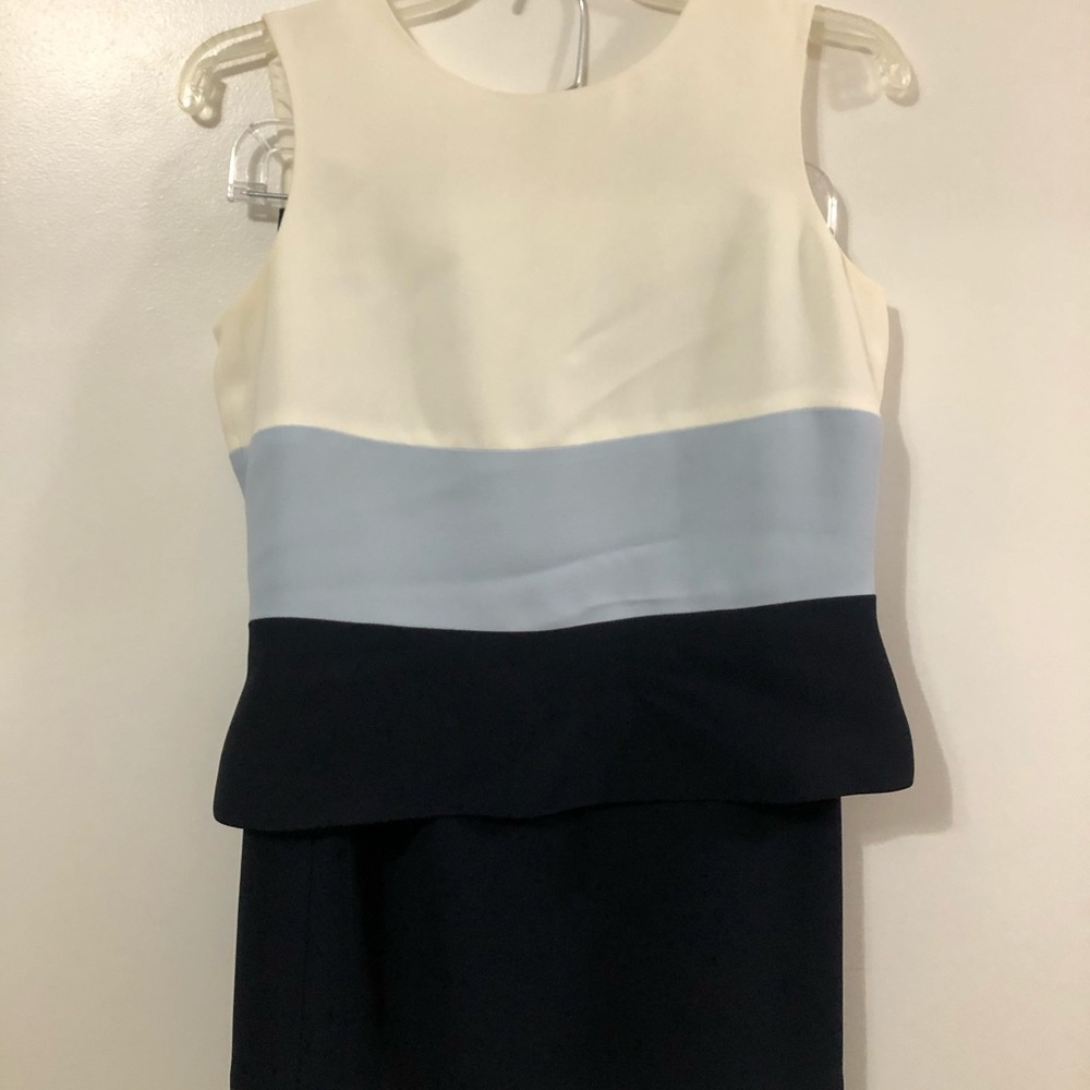 LIKE NEW!! Formal/Semi-Formal suite set!!! ONLY WORN ONCE!! Sz 4